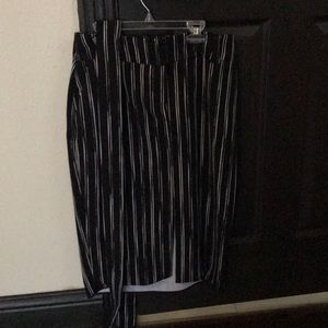 Vertical striped pencil skirt